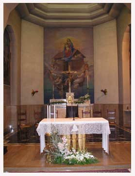 Foto altare cappella Casa Madre