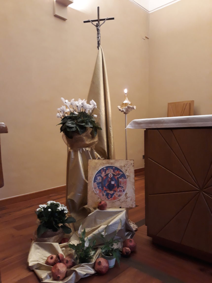 Adorazione Eucaristica Adorazione Eucaristica