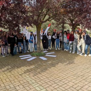 Giocare mettendo al centro Dio… Giocare mettendo al centro Dio…